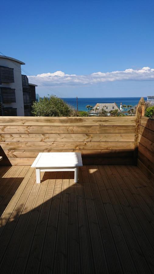 Surf Lookout - King Size En-Suite With Sea Views Newquay  Ngoại thất bức ảnh