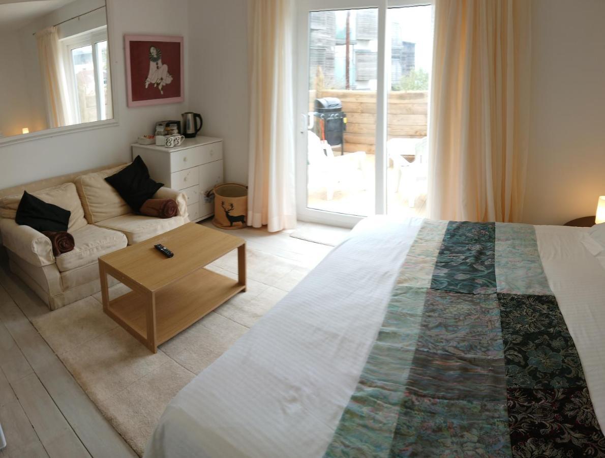 Surf Lookout - King Size En-Suite With Sea Views Newquay  Ngoại thất bức ảnh